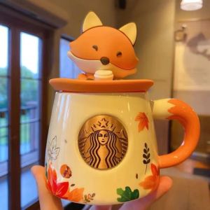 The latest 10.2oz ceramic mug, maple leaf fox Starbucks coffee cup with cover, supports customized