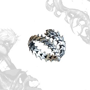 Anime Punk Centipede Ring för Teen Metal Gothic Vintage Winding Couple Opening Ring for Woman Party Gift Tokyo Ghoul 2023 New