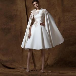 2019 Weiße Kleider für die Brautmutter, langärmelig, Spitze, goldene Applikationen, knielang, Mutter-Abschlussballkleid, Hochzeitsgäste, Abendparty, 195 Stunden