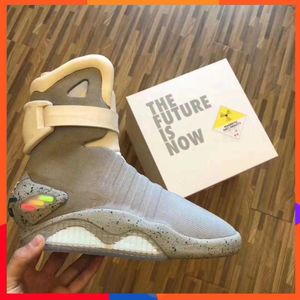 2023 Ograniczona sprzedaż Automatyczne buty sznurowadłowe Air Mag Sneakers Marty McFly's Air Mags z powrotem do przyszłego blasku w ciemnoszarym butach McFlys Man Sports Sneaker z Box US7-13