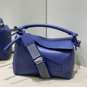 Geometria quebra-cabeça Bolsas tiracolo Moda Geométrica sólida Bolsa de ombro 10A designer Bolsas com padrão de lichia bolsas de couro de vaca Anagrama em relevo Feminino Flip cover bolsas hobos