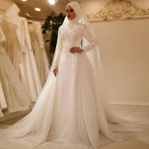 2021 Skromne vestido de noiva eleganckie długie rękawy o szyi muzułmańskie sukienki ślubne Tiulle z powrotem koronkowy islamski ślub ślubna suknia ślubna 2696