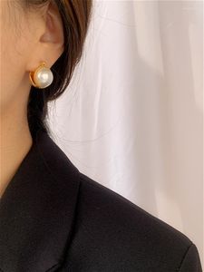Серьги с серьгами медь с 18 -каратным золотым двойным стеклянным жемчужином женские ювелирные ювелирные ювелирные изделия T показывают платье по взлетно -посадочной полосе Редкая корейская Япония