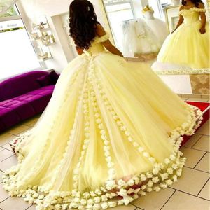 Eleganta gula balklänningar från axeln 3d blommiga applikationer bollklänningar 2020 ny ankomst söt 16 klänning billiga aftonklänningar 319e