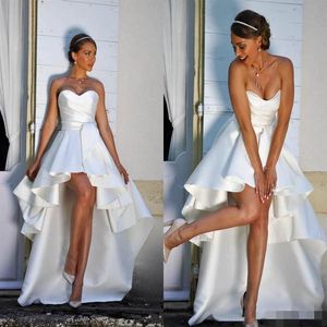 2020 Wysokie niskie krótkie suknie ślubne kochanie A-line prosta satynowa suknie ślubne plażowe na zewnątrz suknia ślubna niestandardowa Made225a