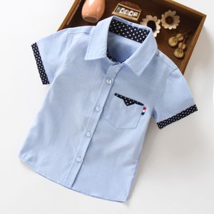 Koszule dla dzieci koszule mody Solid Cotton Shortsleeved Chłopcy koszule dla 214age dla dzieci Bluzki Ubrania koszule dla niemowląt Tops 230721