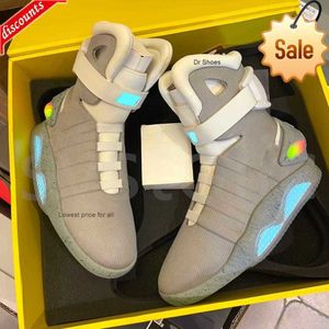 2023 Boots Air Mag Sneakers Marty McFly Led Led Outdoor Shoes Man Powrót do przyszłego blasku w ciemnoszarych butach Mcflys Mags