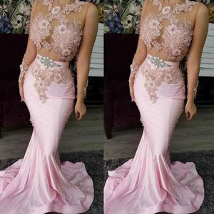 2022 Pink Bridesmaid Dresses Long Sleeves Lace Appliques Crystal Beads 3D Floral Zipper Back Floor Length Mermaid Beach Country We280R