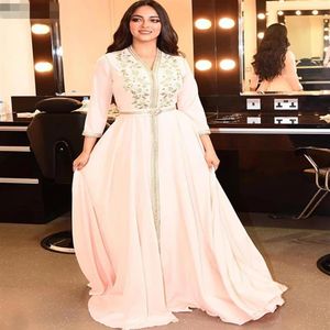 Elegant Pearl Pink Moroccan Kaftan Evening Dresses v neck Long Prom Dress 2020 Embroidery A-Line Full Sleeve Arabic Muslim Formal 249v