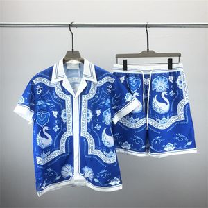 2 Summer Fashion Mens TrackSuits Hawaii Beach Pants Set Sets Designer Shirts Printing Shirture Man Man Slim Fit the Board of Reżyser