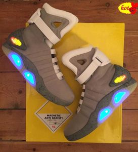 2023 Buty LED Automatyczne sznurówki ciemnoszary oświetlenie magów czarne czerwone mag Sneakers Marty McFly's Air Mags Powrót do przyszłego blasku w with with with