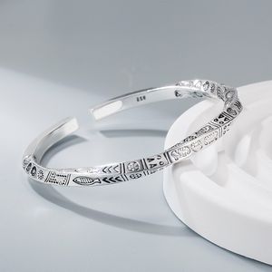 Bracciale di anello Mobius personalizzato Bracciale femminile Donne.