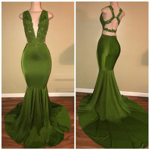 Light Green Long Mermaid Prom Dresses 2018 New ärmlös sexig rygg svep Strain Deep V Neck Formal Afton Dress Party Gowns Cust295K