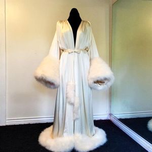 Kvinnakvällsklänningar Robe Nightgown Bathrobe Pyjamas Sleepwear With Fur Train långärmad jackor Brudtärna Shawel231b