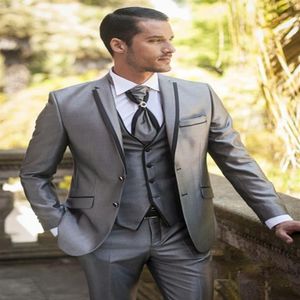 Handsome Shiny Silver Gray Groom Tuxedos Notch Lapel Man Prom Suit Party Dress Mens Business Suits Jacket Pants Vest Tie NO431261V