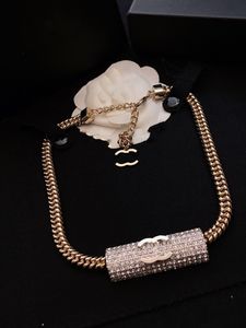 2023 Neueste Top-Qualität Frauen Anhänger Halsketten Ccity Metall Messing Gold Halsband Frauen Schmuck Designer Luxus Accessoires 115