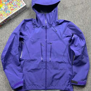 Arc Jacket Män designer Jackor Top Quality Hardshell SV6 Outdoor Mountaineering Suit Beta Windproof Waterproof Outerwear Hooded Coats