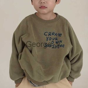 Hoodies tröjor barn kläder 20222 vårens höstkoreansk stil ny fashionabla löst löst brev tryckt långärmad babykläder för barn J230724