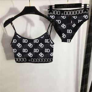 Costumi da bagno firmati bikini con stampa lettera per le donne Costumi da bagno estivi per le vacanze Set di biancheria intima per slip imbottiti sexy da donna