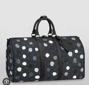 Borse da donna di lusso Borsa da viaggio nera a forma di barilotto Borsa a tracolla nera