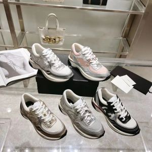 Skor designer springande löpskor mode kanal kvinnors lyxiga snörning sneakers casual sneakers klassiska sneakers kvinnors stad gsfs tränare casual skor med låda