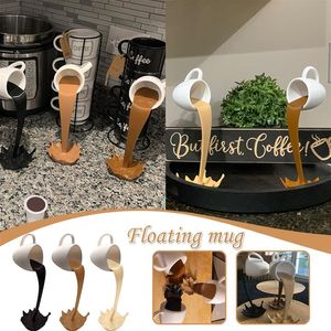 Floating Spilling Coffee Cup Sculpture Kitchen Novelty Artiklar Dekoration Spill Magic Hälla Splash Creative Mug Home2415