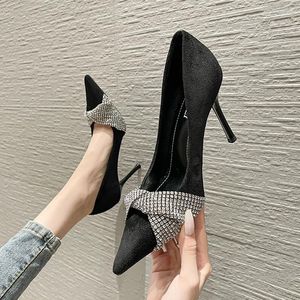 ドレスシューズファッションラインストーン女性のハイヒールは、薄い成熟した快適な黒7.5cm 2023 Zapatillas de Mujer