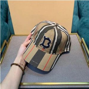 Cappellini da baseball di alta qualità all'ingrosso Canvas Designer per il tempo libero Cappello da sole di moda per gli sport all'aria aperta Cappelli con cinturino da uomo Berretto da baseball di lusso G237245C
