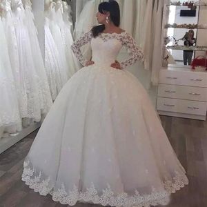 2017 Bateau Wedding Dresses Long Sleeves With Lace Applique Wedding Gowns A-Line Custom Made Back Zipper Floor-Lenght Elegant Brid258z