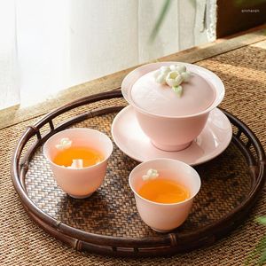 Tazze Impastata a mano Ciotola con coperchio rosa Set da tè Tazza singola in porcellana bianca per uso domestico con piattino
