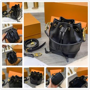 Luxury designer bag women drawstring bucket bags tote handbag nano none M81266 monograms leather shoulder crossbody handbags mini buckets bag wholesale price