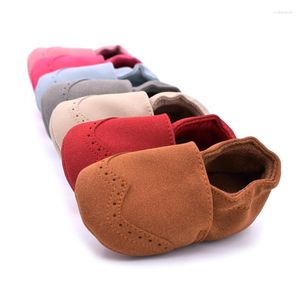Sapatos de couro de camurça para bebês First Walkers Baby Mocassins para crianças, meninas e meninos Prewalker Sola macia antiderrapante