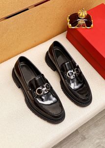 2023 Mens Dress Shoes Fashion Groom Wedding Designer Flats Male Brand Casual Business Genuine Leather Loafers Size 38-45