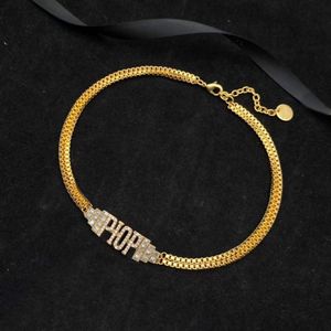 Fashion CZ -kedjor halsband chokers bijoux kedjor för lady womens fest bröllopälskare gåva smycken med box3139