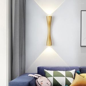 Vägglampa modern minimalistisk led utomhus IP65 Vattentäta dubbla huvudlampor balkonggång dörr terrass dekorera belysning