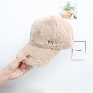 Bollmössor Plush Letter M Kvinnor Baseball Cap Kvinnlig Solid utomhus toppade justerbar broderad Autumn Winter Hats Sunhat