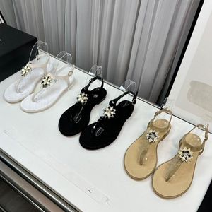 Damskie sandały klejnotowe luksusowe buty designerskie skórzana podeszwa zewnętrzna moda moda wygodne kapcie Summer Nowe na zewnątrz buty na zewnątrz bez poślizgu oddychające płaskie buty