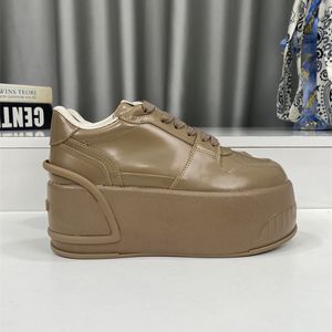 Modenschau Leder Low-Tops Sneaker Weiße Plateauschuhe Damen Dicker Boden Flatform Sneakers Trainer Übergröße Geprägtes Logo Lässig