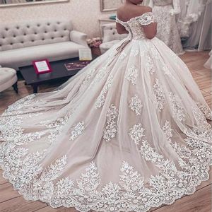 Gorgeous Lace Princess Wedding Dress Corset Bodice Ball Gown off Shoulder Short Sleeve 2020 Luxury Bridal Gowns Custom Size Plus179n