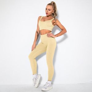 Conjuntos ativos 2pcs Tanque esportivo Sexy Sexy Ensamless For Women Top Pants Yoga Suit Fitness Set Gym Clower Crop Capt.