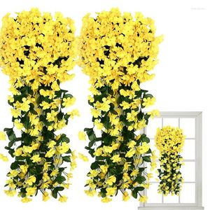 Decorative Flowers Artificial Fake Violets For Outdoors Wedding Party Hanging Balcony Garden Plastic Leaf Grass Garland Outdoor W