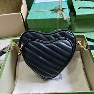 Lyxdesignväska Interlocking Mini Hjärtformad axelväska Spegelkvalitet med löstagbar läderband Crossbody Bag