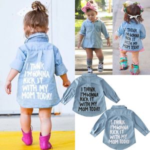 Kinderhemden US-Lager Kleinkind Kind Baby Mädchen Herbstkleidung Denim Langarmhemd Bluse Mantel Hemdjacke Briefdruck 27 Jahre 230721