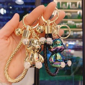 Keychains Lanyards Colorful Bear Keychain Couples Gift Key Chain Animal Doll Key Ring For Bags Creative Fashion Cool Car Accessories Pendant J230724