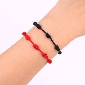 Handgjord svart röd sträng charmarmband för älskare skydd lycklig amulett vänskap fläta rep armband smycken gåva