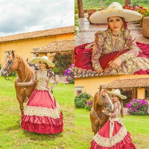伝統的な赤いメキシコのQuinceaneraドレスvネック刺繍レース長袖プロムシンデレラプリンセスカウガールスウィート16バースデー200s