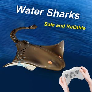 ElectricRc лодок водяной бассейн игрушки без токсичных электронных акул улучшение родительского взаимодействия детей RC Devil Fish Bionic Design для детей 230724