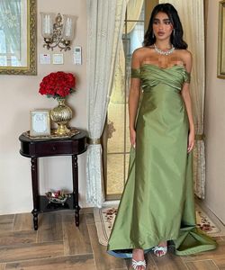 Elegant Long Green Taffeta Evening Dresses Mermaid Off Shoulder Sweep Train Pleats Zipper Back Muslim Pleats Formal Party Gown for Women