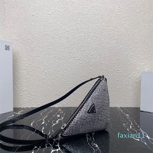 women's shoulder bag high-end quality crossbody bag Flash diamond triangle bag strap can adjust the length of the shiny appearance is too beautiful