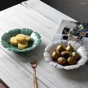 Tallrikar europeiska keramiska plattor kreativ blommor form västerländsk fruktdessert platos soppmiddag hem enkla pasta traser bordsartiklar